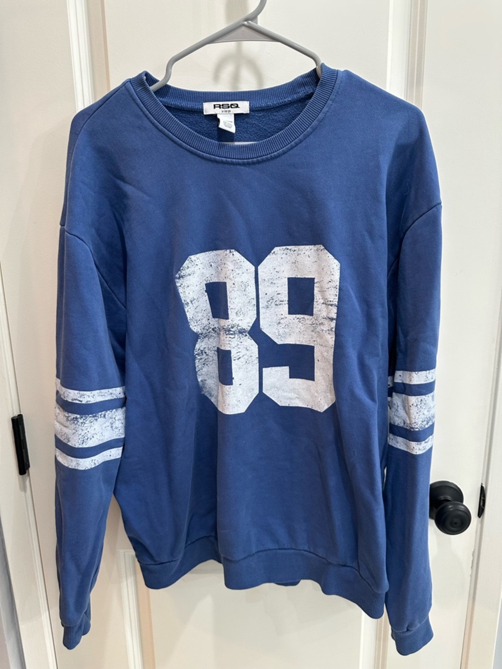 RSQ 89' Crewneck Sweatshirt - Picture 2 of 4